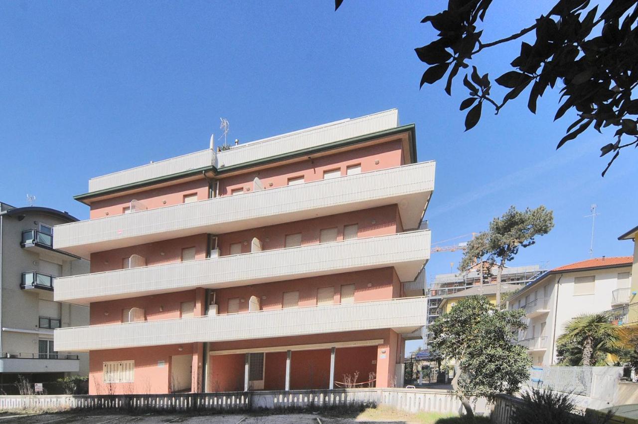 Milan Caorle Exterior foto