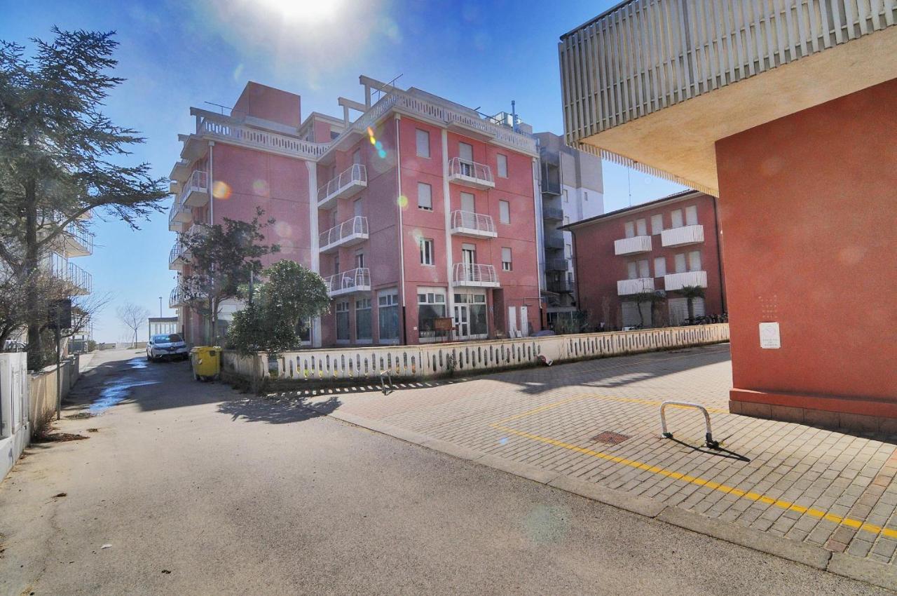 Milan Caorle Exterior foto