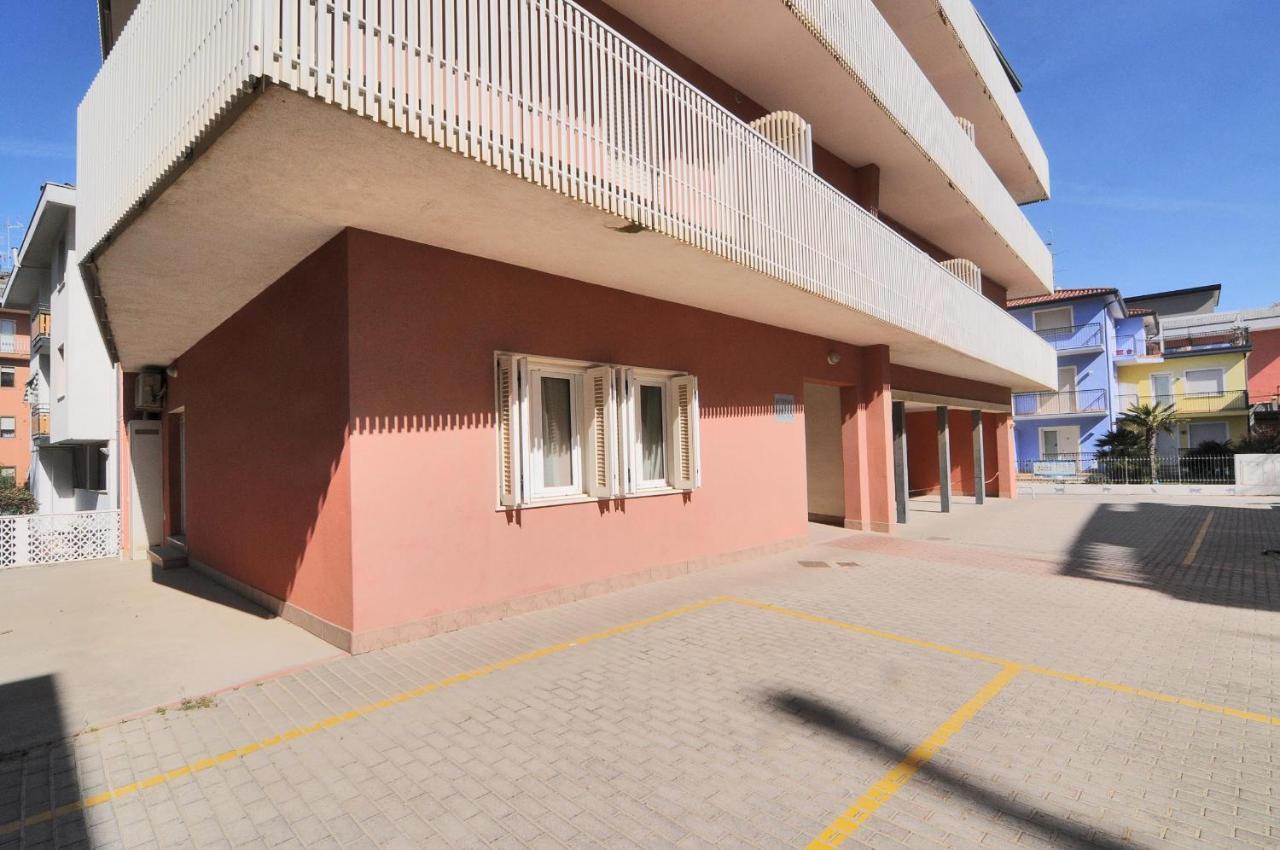 Milan Caorle Exterior foto